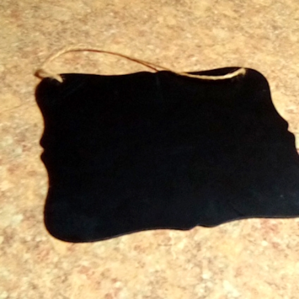 Small black chalk board (chalk not included)